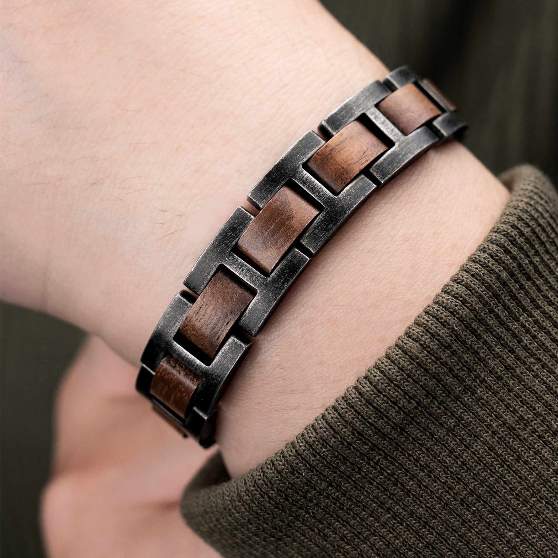 Aldoro Men’s Wooden Bracelet – Walnut & Stainless Steel - Luxury Wooden Watch handcrafted by Aldoro Watches Dubai